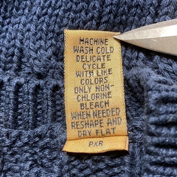 Lord & Taylor Casual Classics V-Neck Navy Blue Sweater Vest - Picture 10 of 10